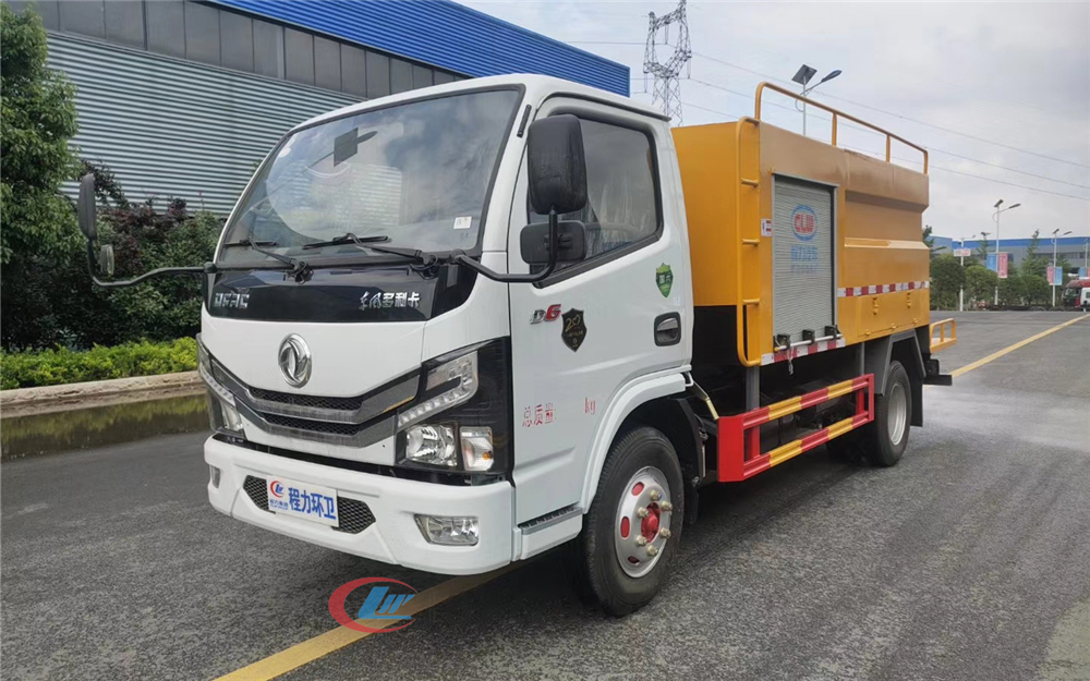 Xiaodurika 4-5 square inch sewer pipe cleaning and flushing vehicle