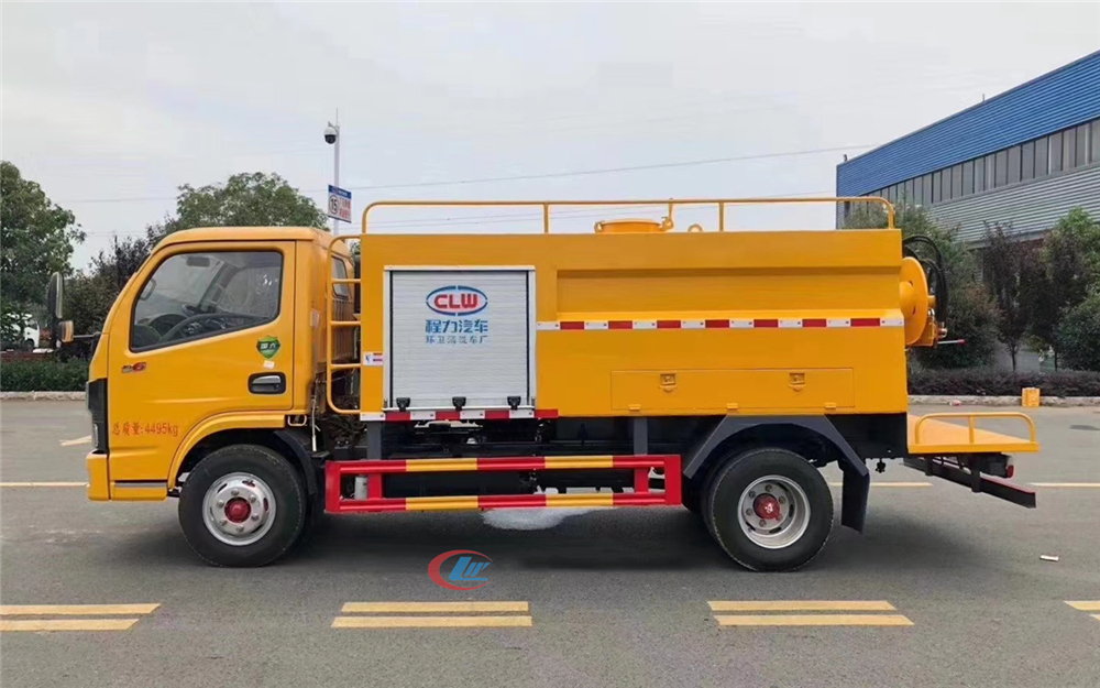 Xiaodurika 4-5 square inch sewer pipe cleaning and flushing vehicle
