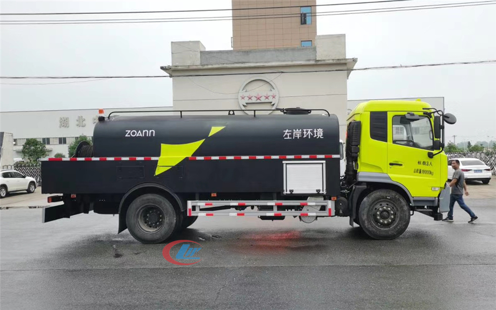 Tianjin 12-Box Sewer Cleaning and Disinfection Vehicle