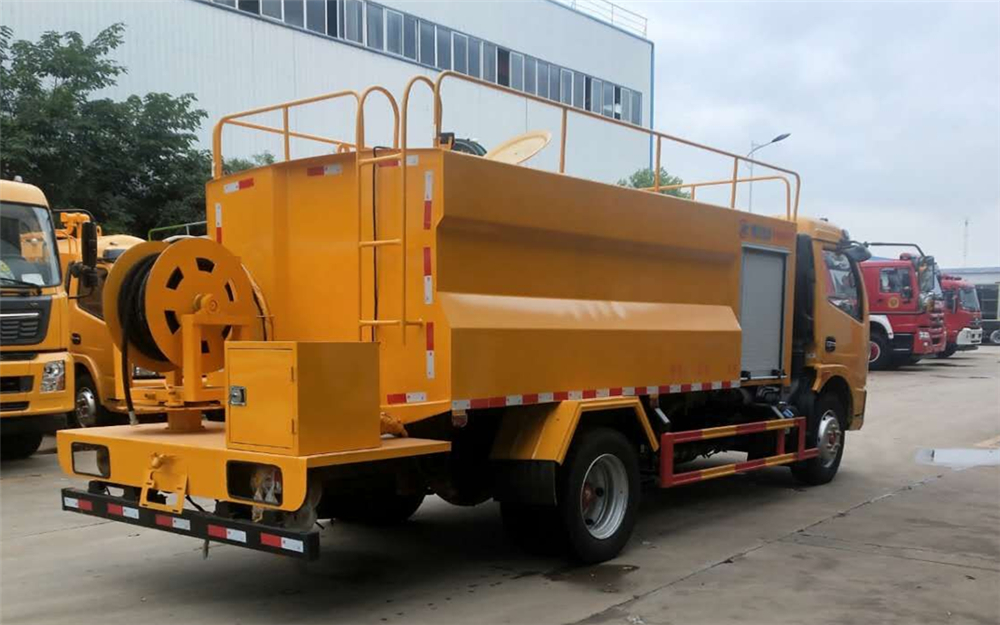 Mostolidak 8.5 cubic meter sewer cleaning and flushing vehicle