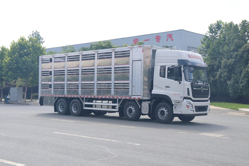 Dongfeng Tianlong VL Fifth-Generation Domestic Standard Aluminum Alloy Livestock Transport Vehicle