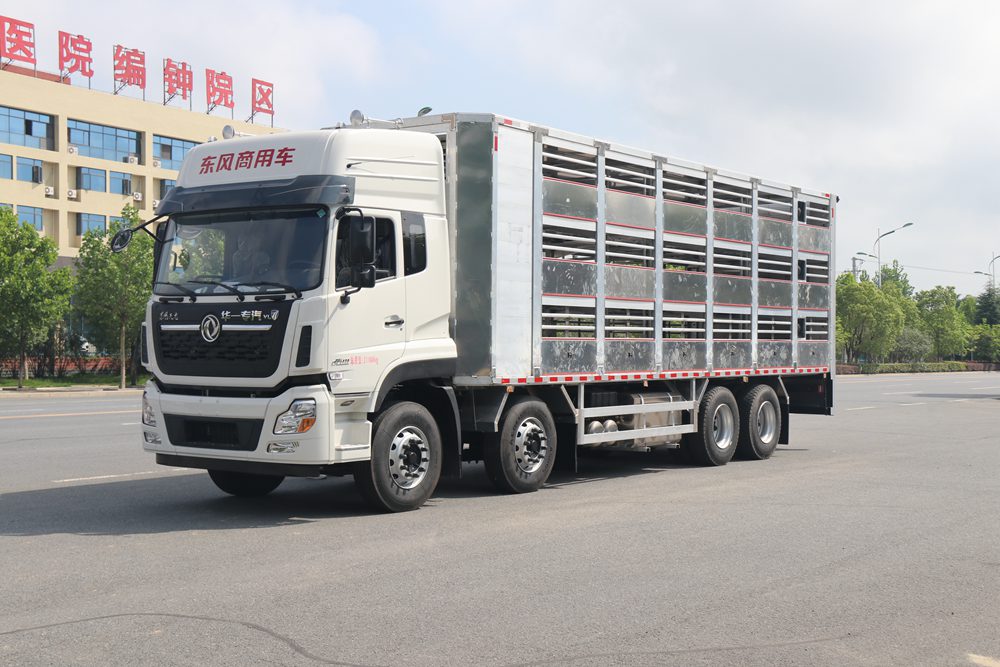 Dongfeng Tianlong VL Fifth-Generation Domestic Standard Aluminum Alloy Livestock Transport Vehicle