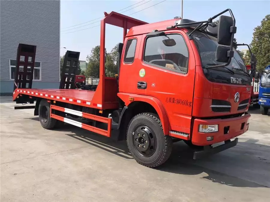 Dongfeng Furuca heavy-duty 12-ton flatbed truck