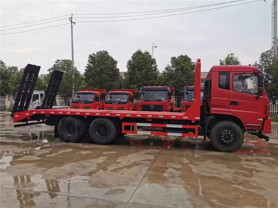 Dongfeng Rear Double Bridge Flatbed Truck