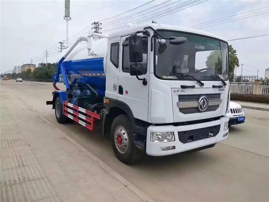 Dongfeng 10 Type A sewage suction vehicle