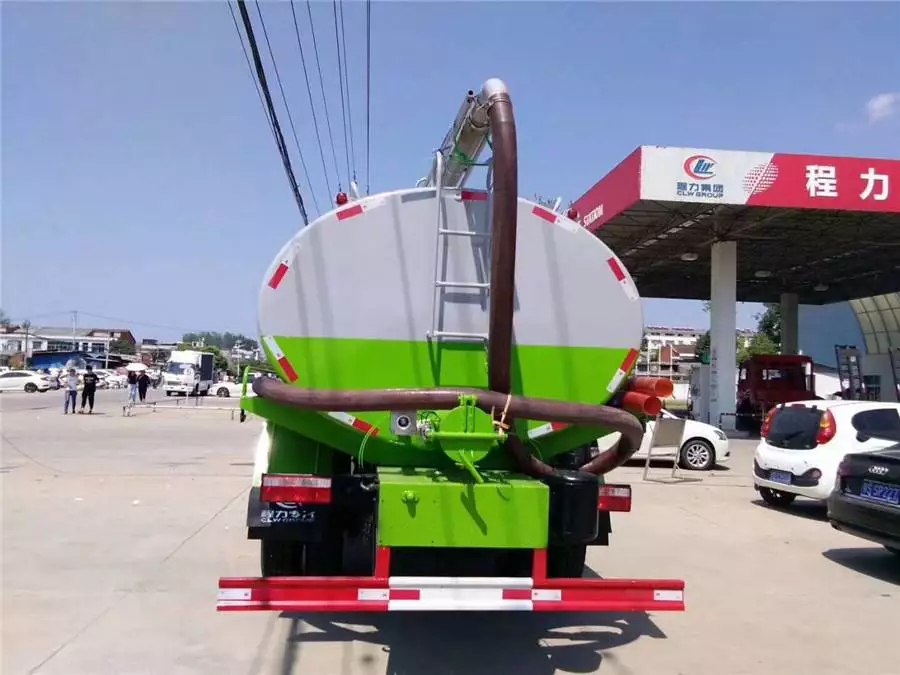 Dongfeng D9 10-ton sewage suction truck