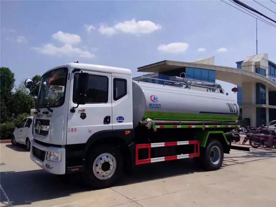 Dongfeng D9 10-ton sewage suction truck