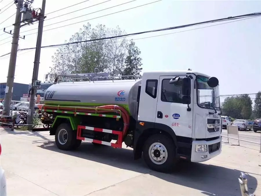 Dongfeng D9 10-ton sewage suction truck