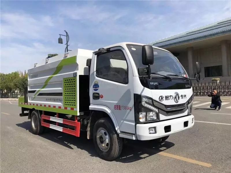 East Wind High Pressure Drainage and Silt Removal Vehicle