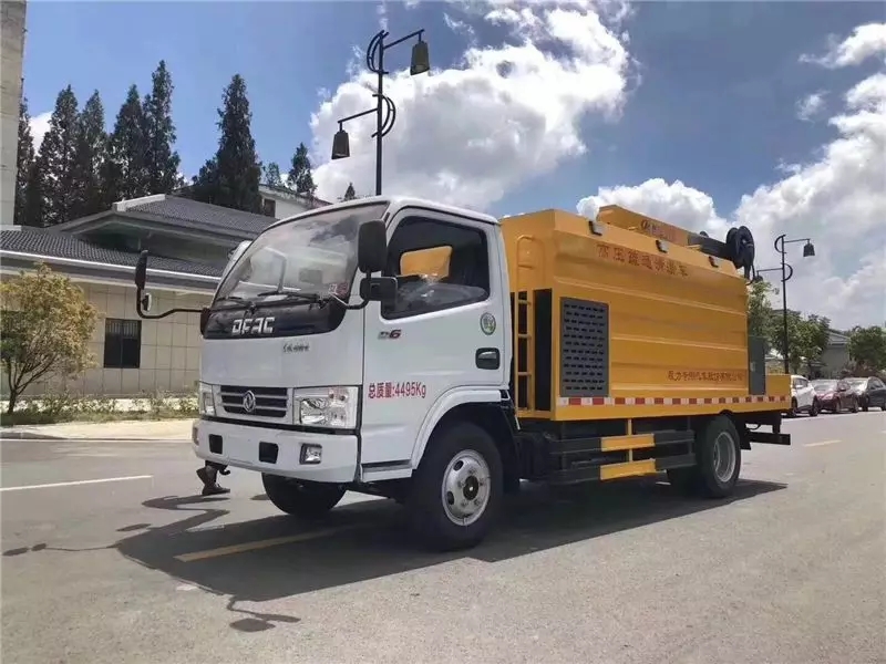 Dongfeng City Sewer Pipeline High-Pressure Cleaning and Dredging Vehicle