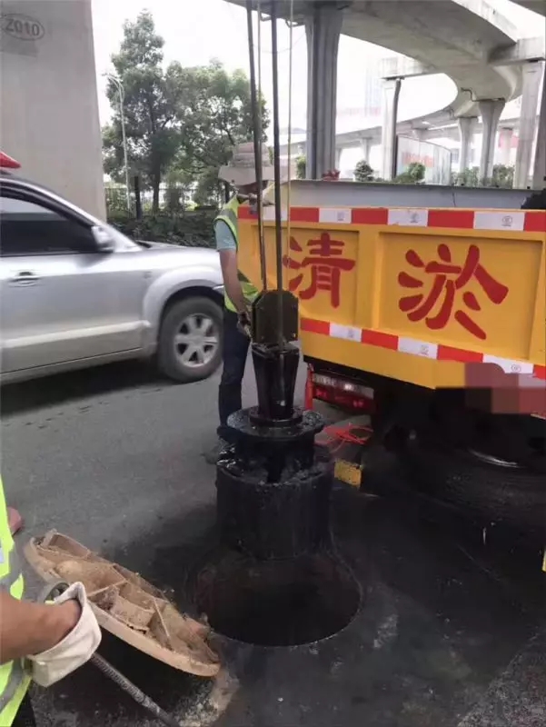 Dongfeng Dolica Sewer Cleaning Vehicle