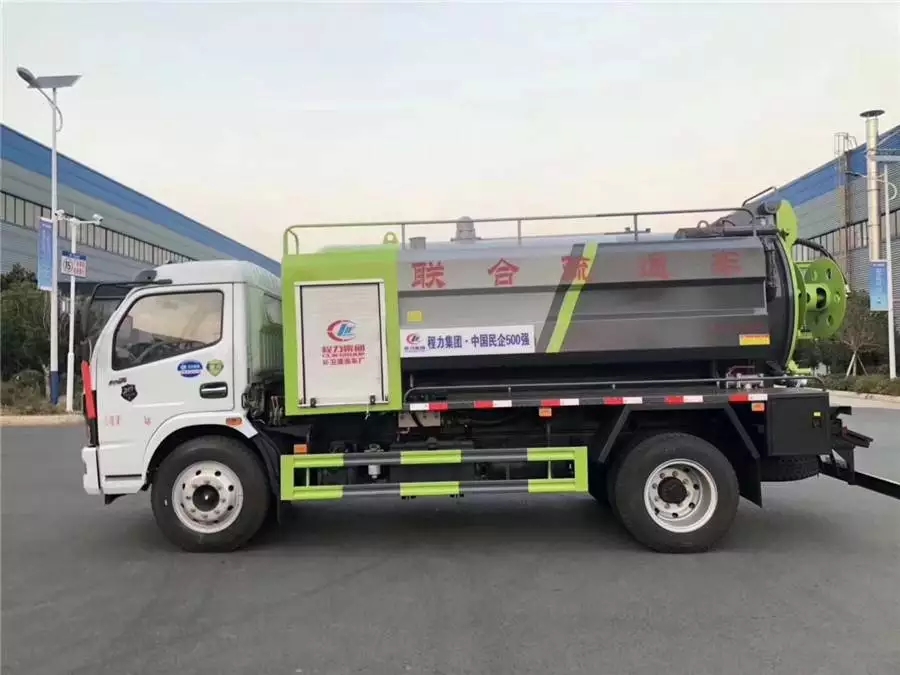 8-bar pressure water cleaning and sewage suction