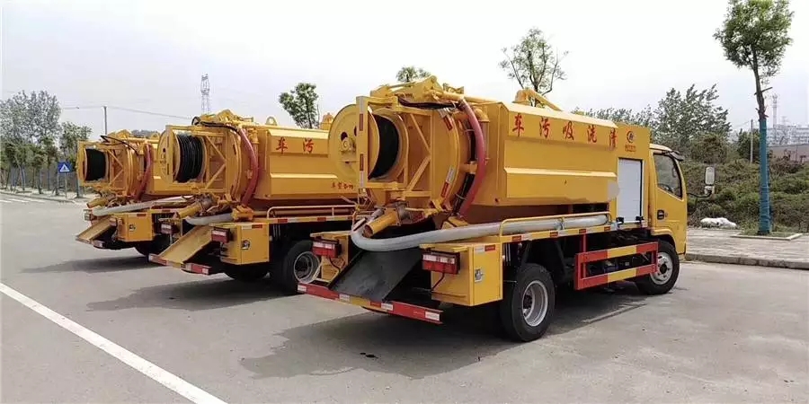 Five-party blue plate cleaning and sewage suction vehicle