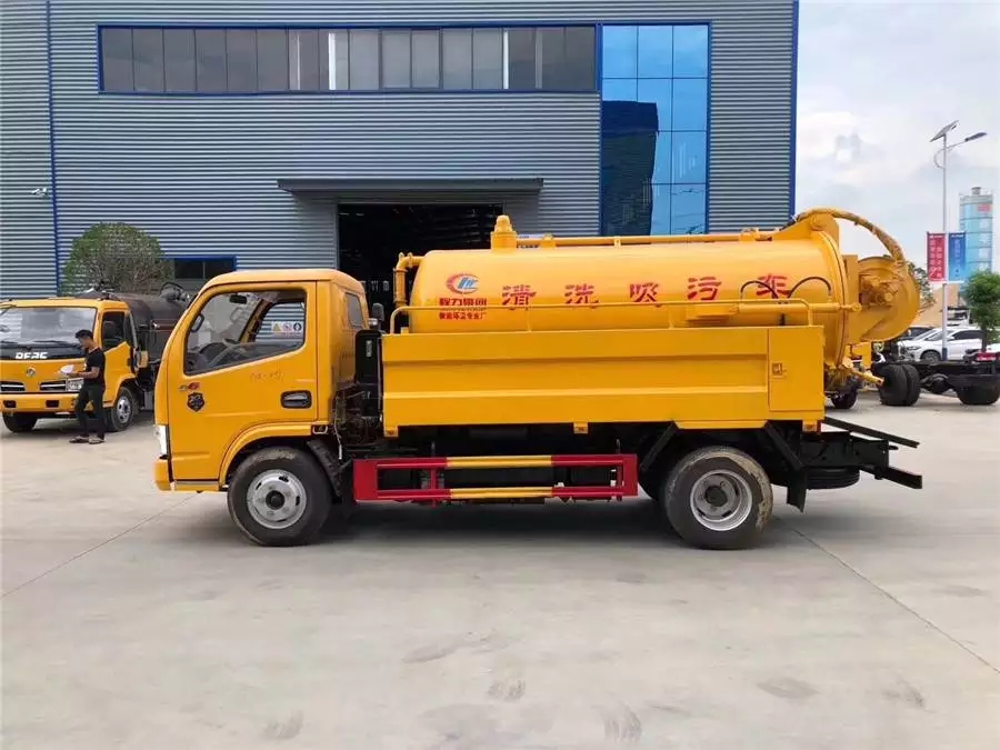 Five-party blue plate cleaning and sewage suction vehicle