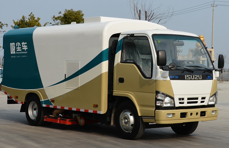 Dry and wet dual-purpose Isuzu 5-ton vacuum cleaner truck