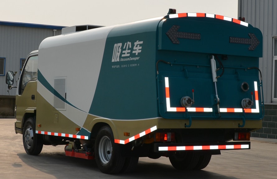 Dry and wet dual-purpose Isuzu 5-ton vacuum cleaner truck