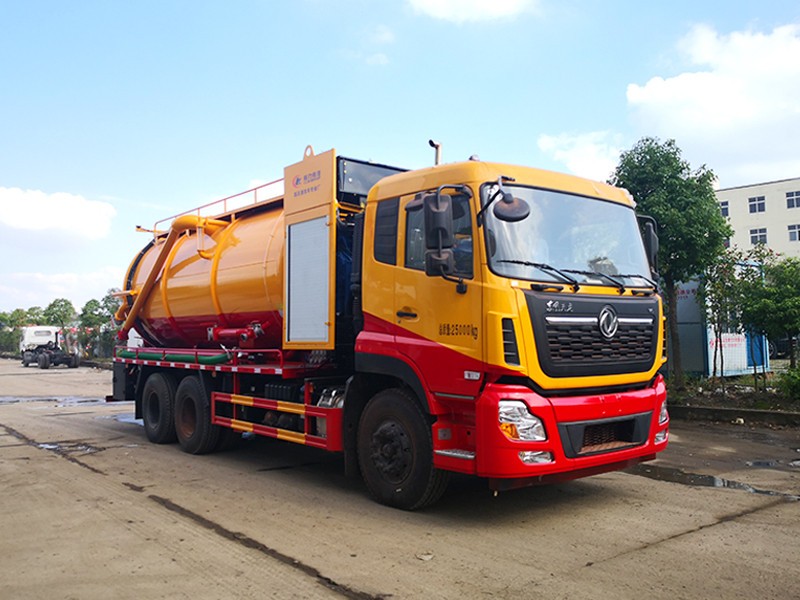 Tianlong Cleaning Sweeper (with auxiliary generator)