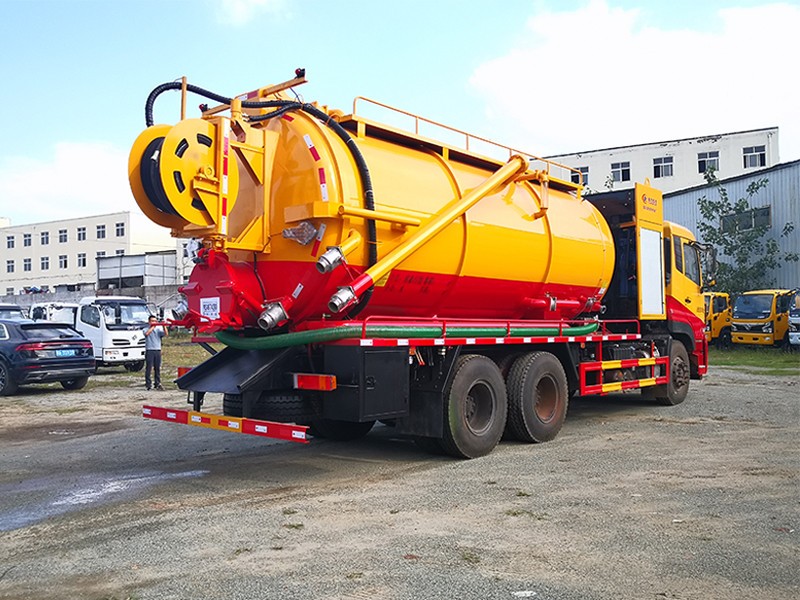Tianlong Cleaning Sweeper (with auxiliary generator)
