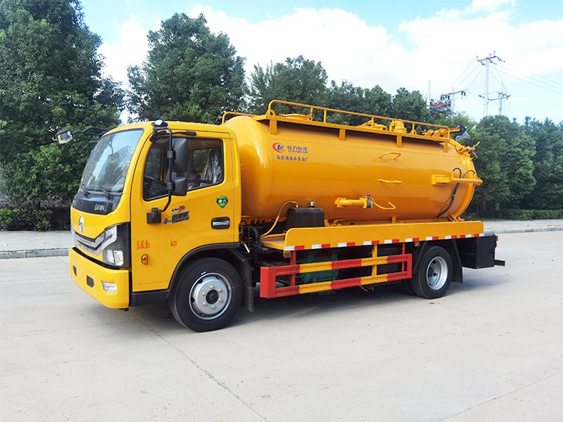 Mostly, the Dalika integrated cleaning and sewage suction vehicle