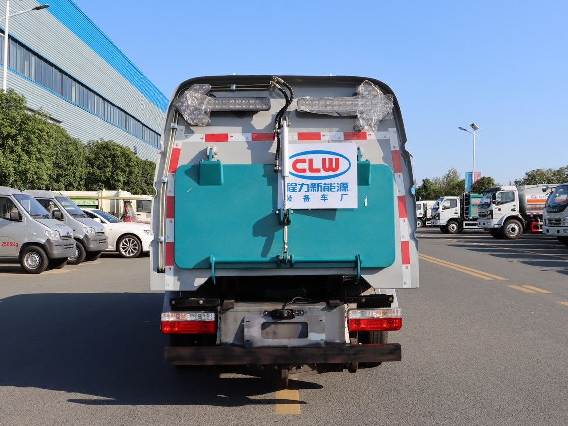 Dongfeng Tu Yi Electric Sweeping Vehicle