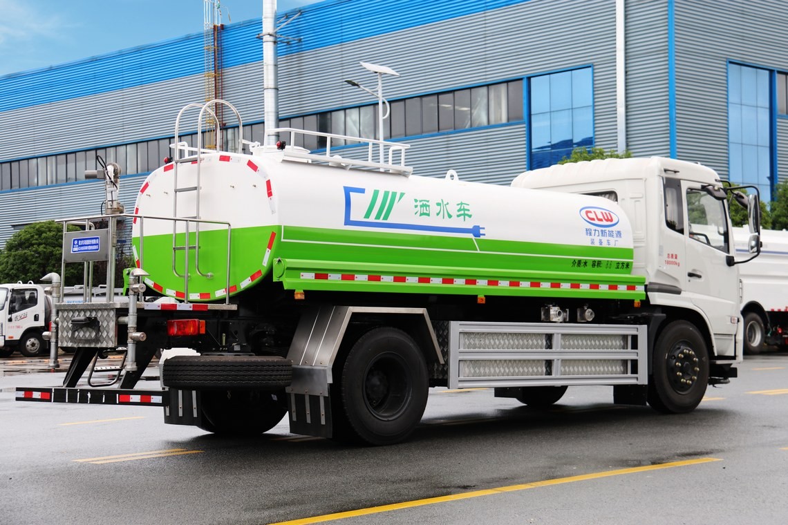Dongfeng Tianjin 10-cubic-meter all-electric water-spraying truck