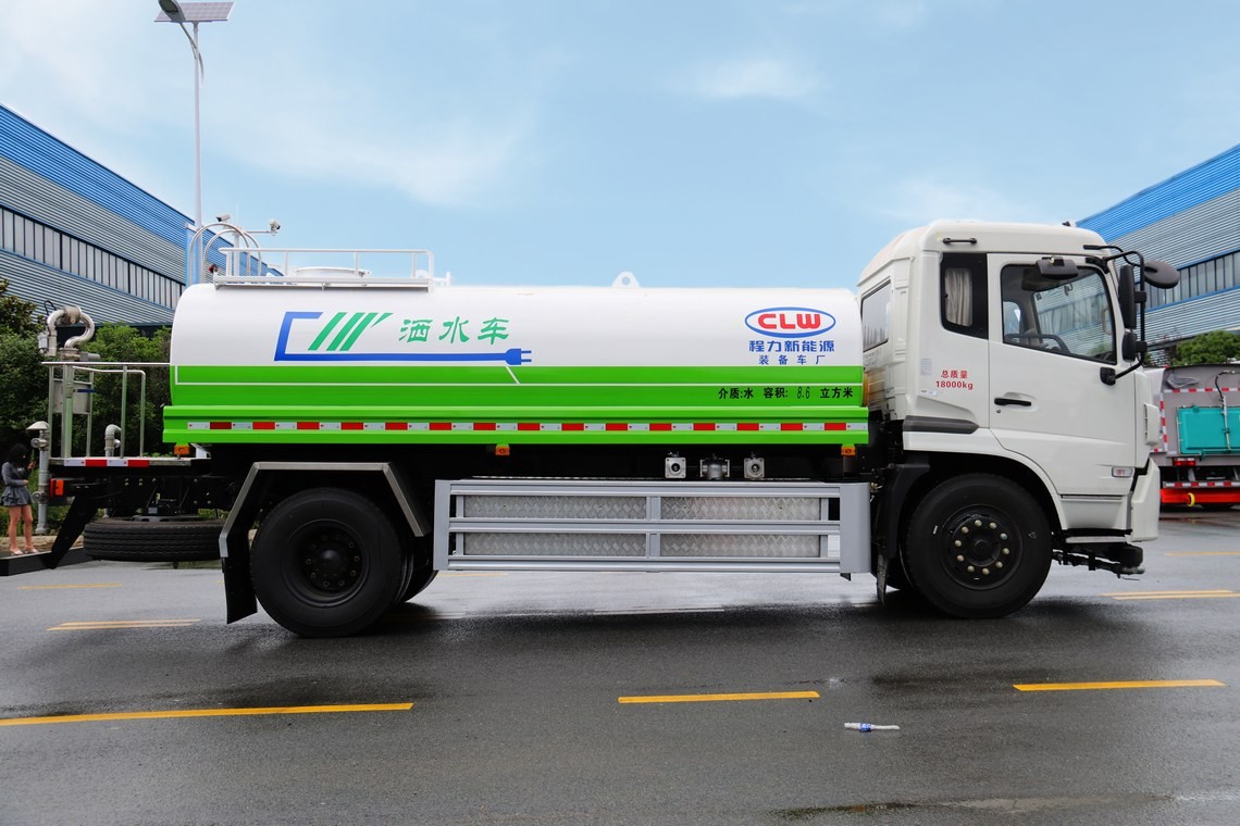 Dongfeng Tianjin 10-cubic-meter all-electric water-spraying truck