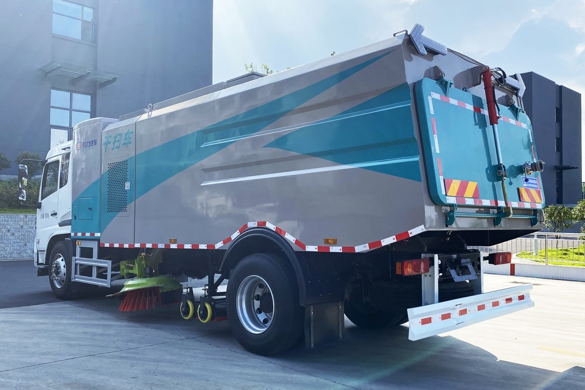 Dongfeng Tianjin Pure Electric Dry Sweeping and Vacuum Cleaning Vehicle