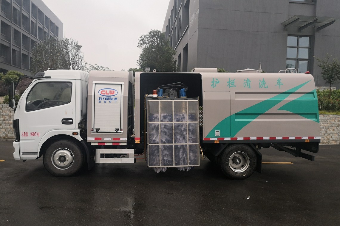 Dongfeng Kapte Electrically Powered Guardrail Cleaning Vehicle