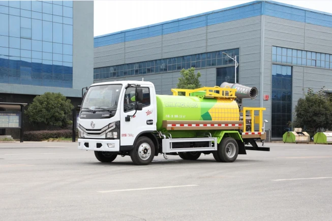 Chengli (CHENGLI) Overseas C5 Series Water Sprinkler Truck, 5 Cubic Meters