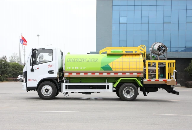 Chengli (CHENGLI) Overseas C5 Series Water Sprinkler Truck, 5 Cubic Meters