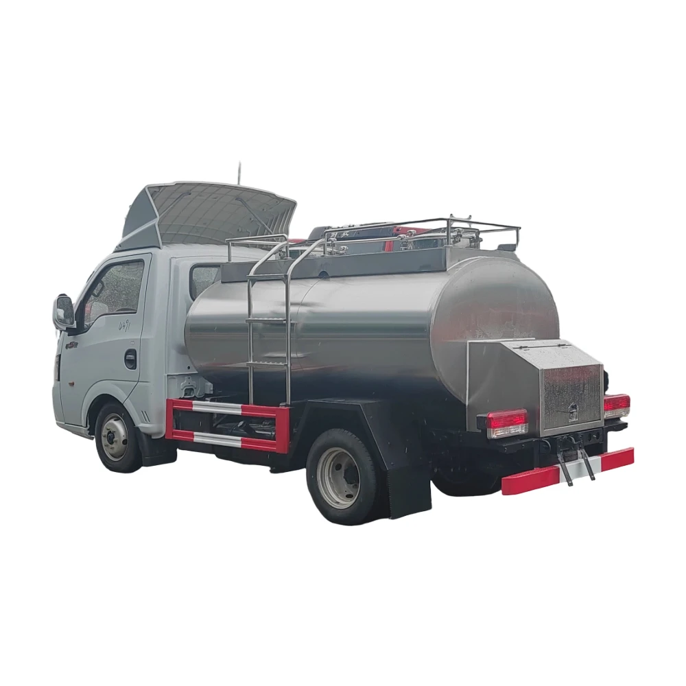 Dongfeng 4x2 Small 3000 Liters Stainless Steel Milk Truck Manual Transmission Fresh Milk Transport Truck