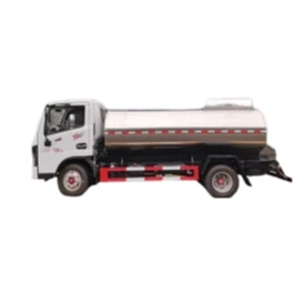 New 30 Ton Diesel Fresh Milk Tanker Truck Transporter with Manual Transmission140