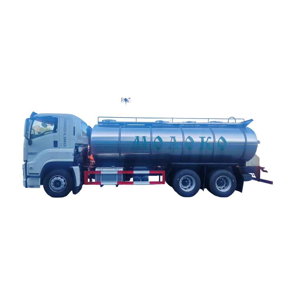 CLW factory directly sells 15 cubic meter milk tanker. It is convenient for transportation and safe and reliable.