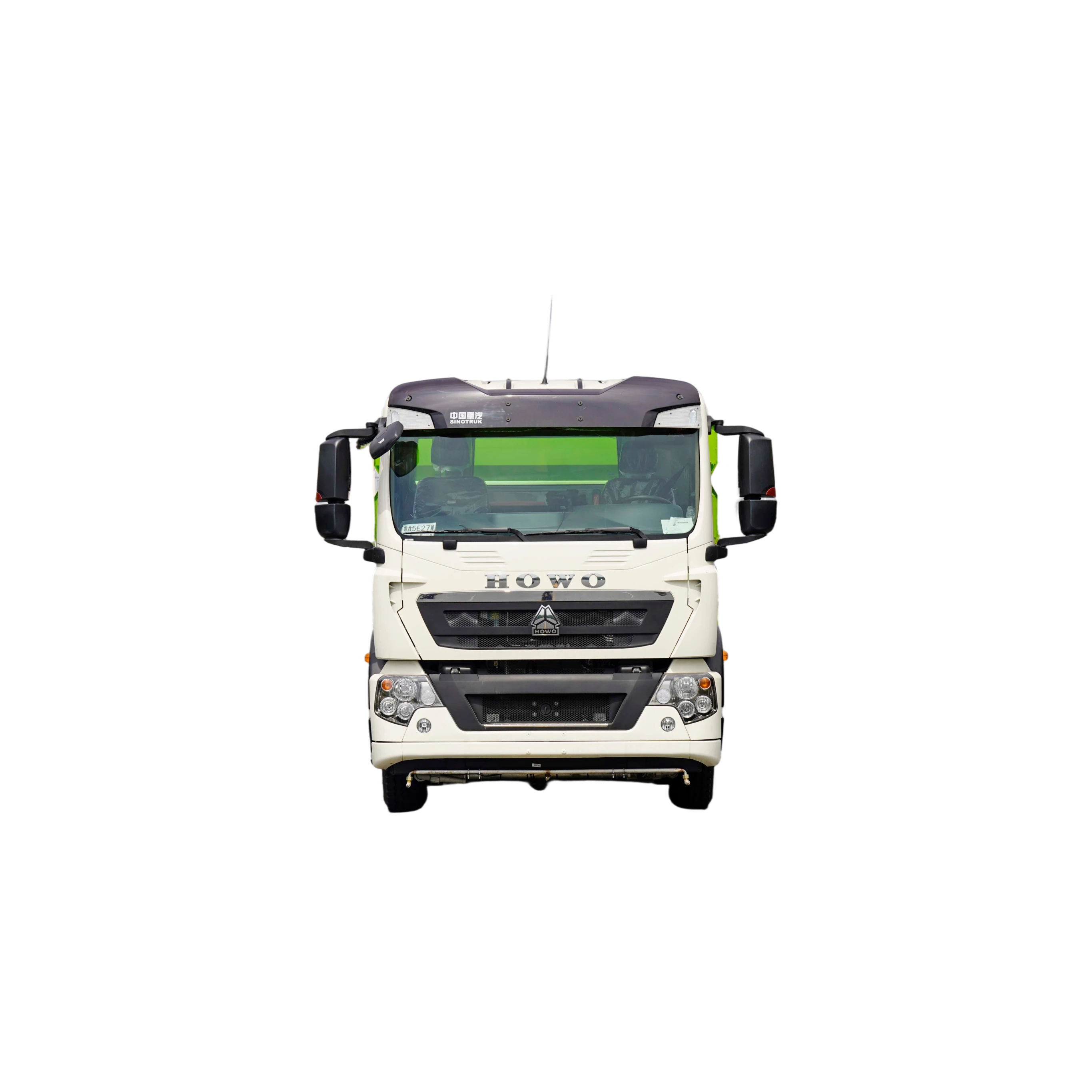 CL5181TXSZ6GX SinotrukNX Washing and Sweeping Vehicle with Engine Pump Gear 18000kg 8925x2530x3150mm